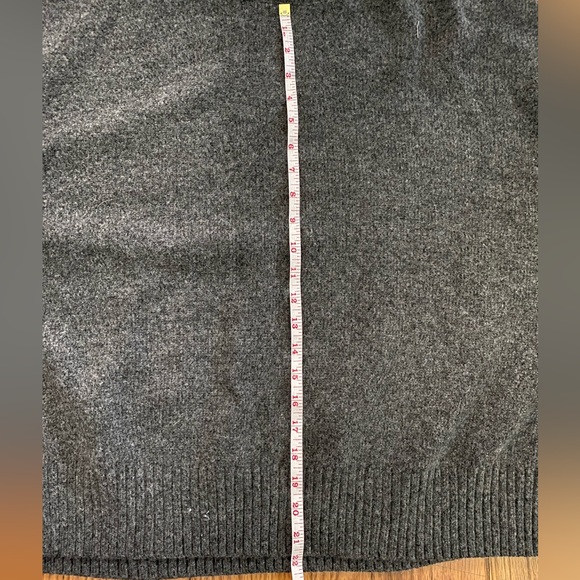 H&M grey turtleneck sweater - Picture 5 of 9